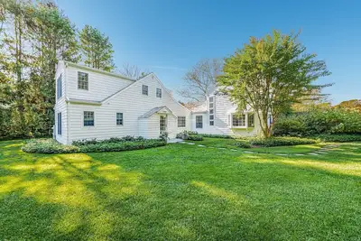 Image de Prime Beach House. 1 Block From One of The Best Beaches in America! Main Beach!