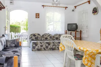 Image de Belle maison de vacances privée pour 5 personnes avec Tv, terrasse et parking