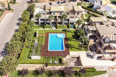Image de Appartement \"Janelas do Oceano\" avec piscine partagée et Wi-Fi