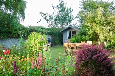 Image de Duck Cottage - Beautiful Grade Ii Listed Cottage, village location nr Holt