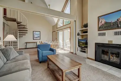 Image de Perfect for families: 2 bedroom / 3 bath w/ hot tub + pool--minutes to Keystone!