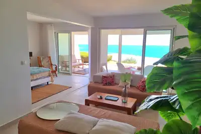 Image de Luxueux appartement vue mer sur la Plage d'Orient Bay