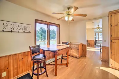 Image de Charming Wisconsin Getaway w/ Nearby Lake!