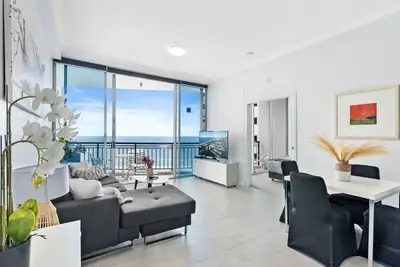 Image de 2 Bedroom Beach View Apartment in Surfers Paradise! Free Parking & Wifi