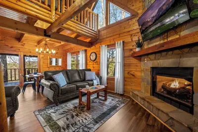Image de King Suites, Privacy, Hot Tub, A+ Location
