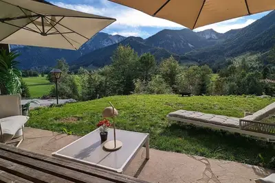 Image de Cozy mountain chalet with panoramic views