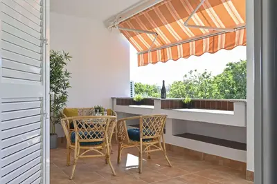 Image de One-bedroom Apartment With Terrace Close to the Beach