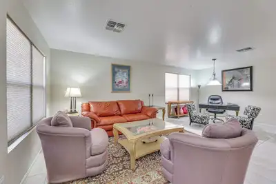 Image de Casa Grande Home Near Golf, Dining & Shops!