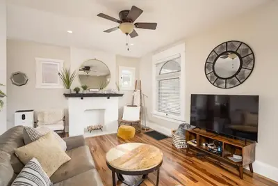 Image de Heart of Columbus- Private Parking & Yard