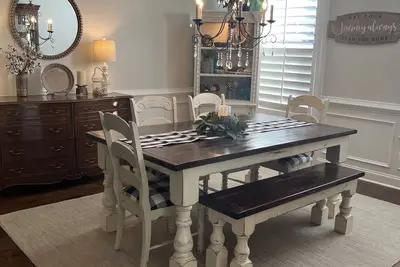 Image de Coastal Style Home- 9 Miles to Masters and 2 miles to Champions!