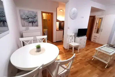 Image de Apartment Tatiana - 10 minutes away the beach