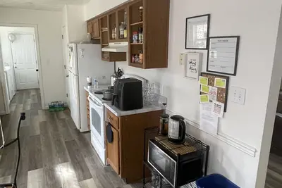 Image de Quiet and relaxing  by Norfolk State University downtown Norfolk access to train