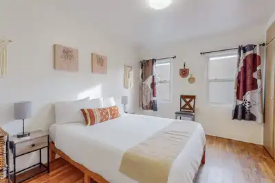 Image de Sweet simple 2bd/1ba in Nob Hill