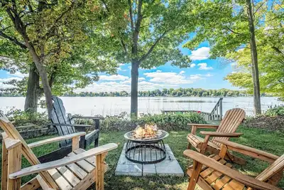 Image de The Roost: Hutchins Lake Waterfront, Views, Fireplace, Cozy Atmosphere