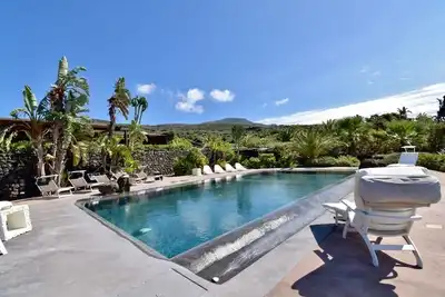 Image de Villa Dammuso Delle solo isole for rent in Pantelleria