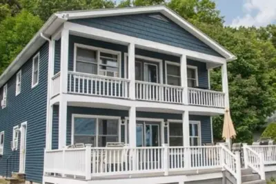 Image de Lakefront Home in the heart of Seneca Lake Wine Trail