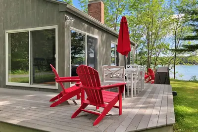 Windward - Enjoy privacy, comfortable living spaces, and easy water access