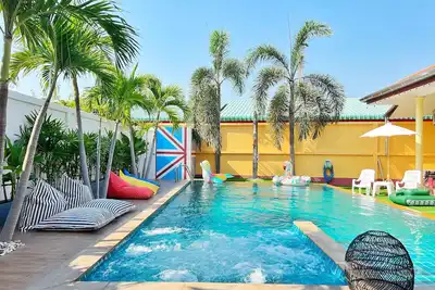 Image de Spacious 4 Bedroom Private Villa, Big Swimming Pool, Free Wi-Fi, Gym, Pet Friendly