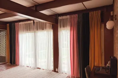 Image de Historic Mid-Century Modern Gem