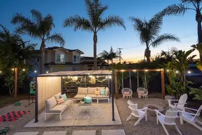 Image de Hot Tub, Cowboy pool, Games, 2 miles to beach & 10 miles to Legoland