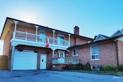 Image de Great Falls Home -walk to the Falls. Spacious house for family