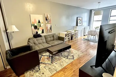 Image de Private Floor Thru 2 Bed Apartment Nyc