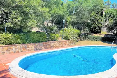 Image de V&V Lloret-Villa Camelia: piscine, cabane arbre pour les enfants + ping-pong