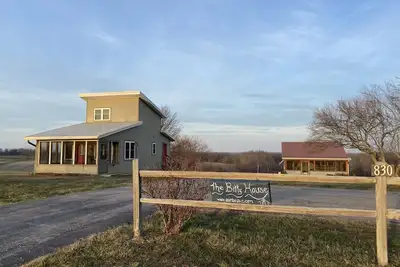 Image de Bungalow-Cottage-Salle de bain privée séparée-Vue historique