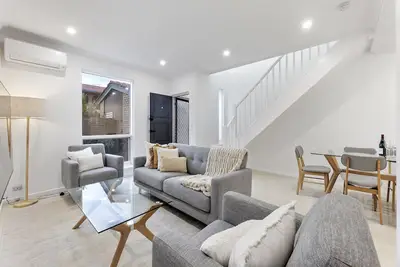 Image de Moe's Landing | 3bdr, Luxury, Beach, Wifi &Airport