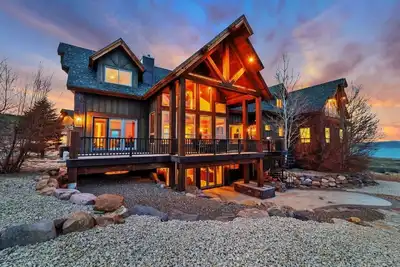Image de Luxury Bear Lake Home -The Moose -Theater, Pickleball, Sports Court, Pool/Hottub