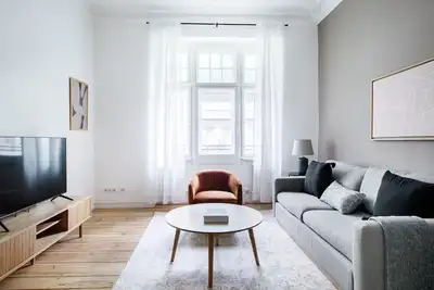Image de Serene Neukölln 1br nr Schillerkiez, by Blueground