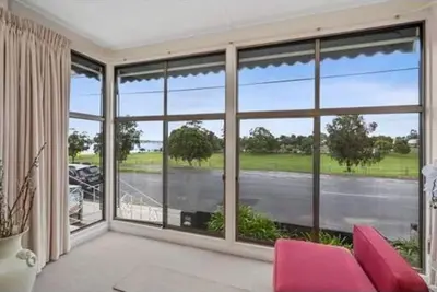 Beach View Rippleside Home