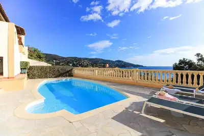 Image de Villa d’Exception - Vue Mer, Piscine et Parking