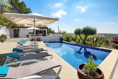 Image de Casa Luzia - Villa de campagne avec piscine privée!
