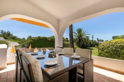 Image de Villa Beira - Villa familiale parfaite avec piscine privée près de la plage!