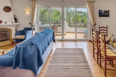 Image de Casa dos Sonhos - Maison de ville de 2 chambres à coucher avec piscine commune