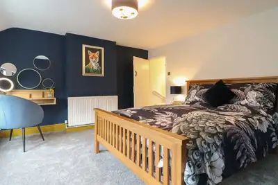 Image de The Foxes Den, pet friendly, with a garden in Tean