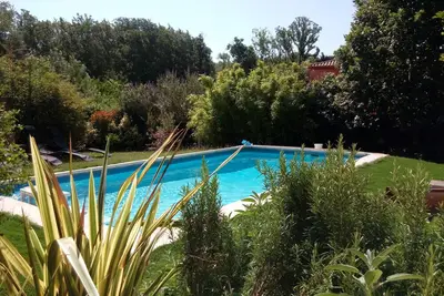 Image de Villa (6 personnes) avec piscine privée en nature à 10' d'Aix en Provence