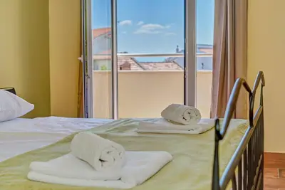 Image de Maison de vacances Okrug Gornji pour 1 - 6 personnes avec 2 chambres à coucher - Maison de vacances