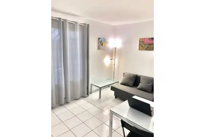 Image de Studio Paris, Créteil bord de Marne avec Parking