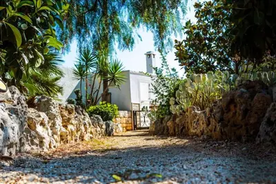 Image de Appartement Trullo Cittadino avec piscine א Cisternino