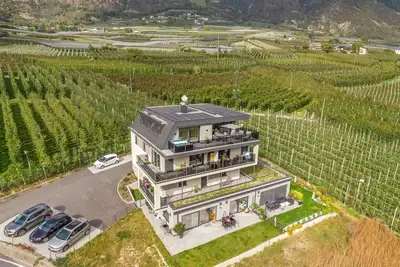 Image de Fantastic panorama and feel-good wellness in the St. Helena penthouse in Parcines/Partschins.