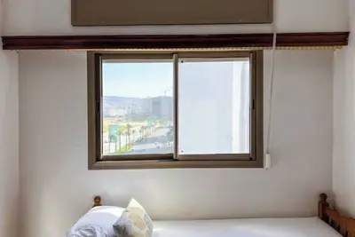 Image de Cozy 3-bedroom apartment with frontal ocean-view!