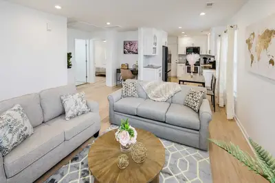 Image de Modern Cottage - 2br - 5 Min Wlk to Dt Davidson