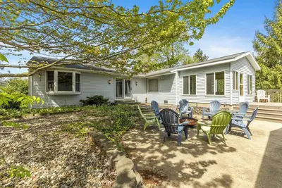 Image de Spacious Country Home & 15 minutes from Lake Michigan\n