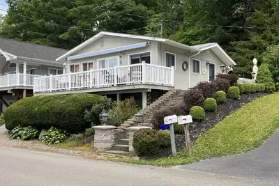 Image de Lake Front Cottage
