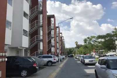 Image de Complete Apartment South Of The City