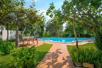 Image de Maison de vacances avec Wifi, climatisation, piscine privée, Tv, patio, vue panoramique, parking