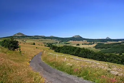 Image de Maison de campagne en pleine nature avec un panorama superbe