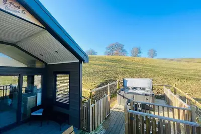 Image de Hillside Lodge - Cabin sleeping 6 guests in 1 bedroom